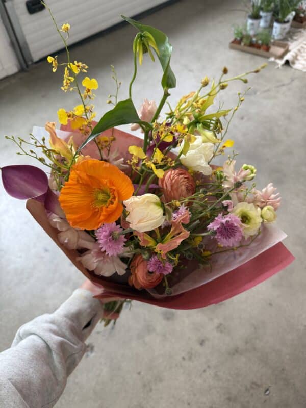 Floral Bouquet - Image 12