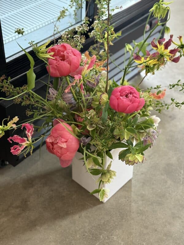 Floral Bouquet - Image 14
